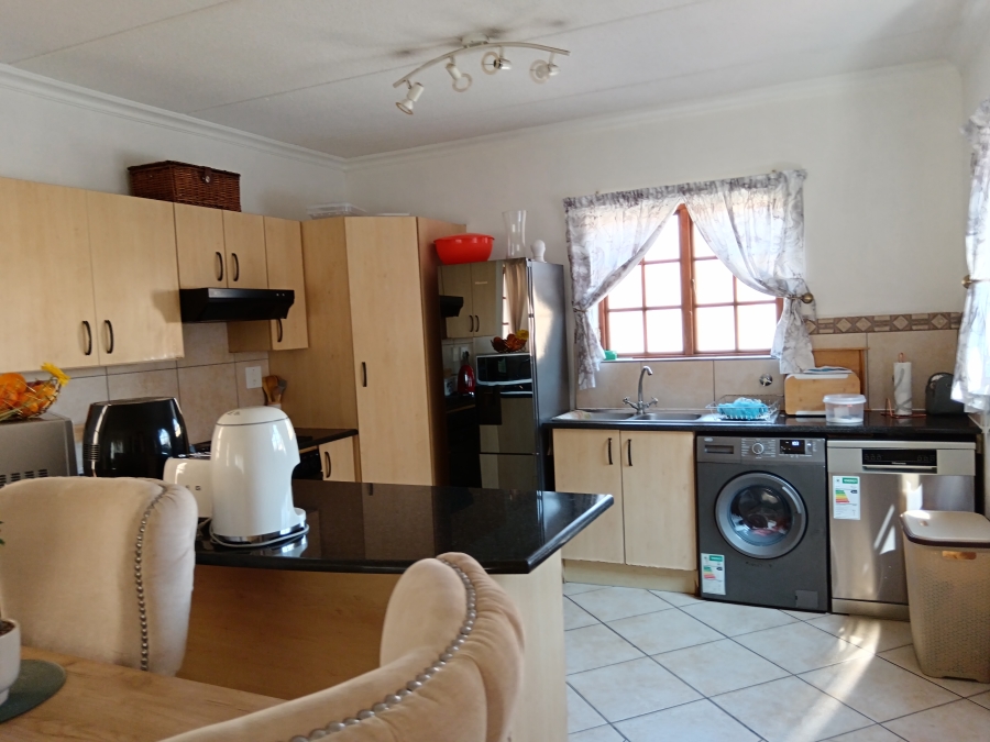 To Let 2 Bedroom Property for Rent in Montana Park Gauteng