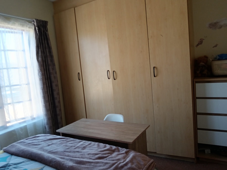 To Let 2 Bedroom Property for Rent in Montana Park Gauteng