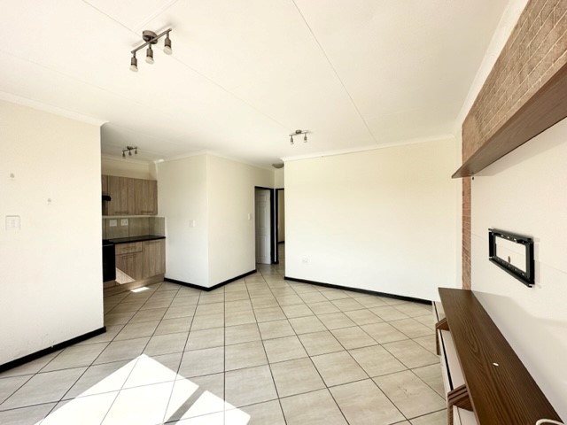 To Let 2 Bedroom Property for Rent in The Reeds Gauteng