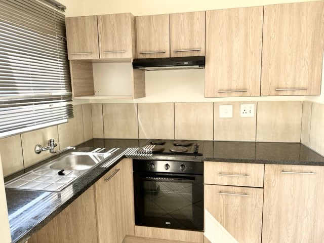 To Let 2 Bedroom Property for Rent in The Reeds Gauteng