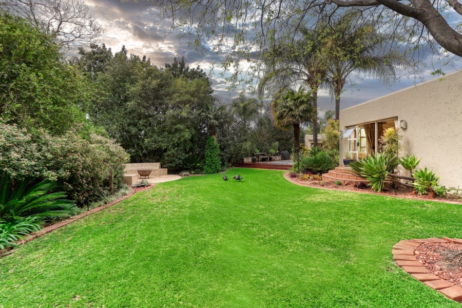 5 Bedroom Property for Sale in Fourways Gardens Gauteng