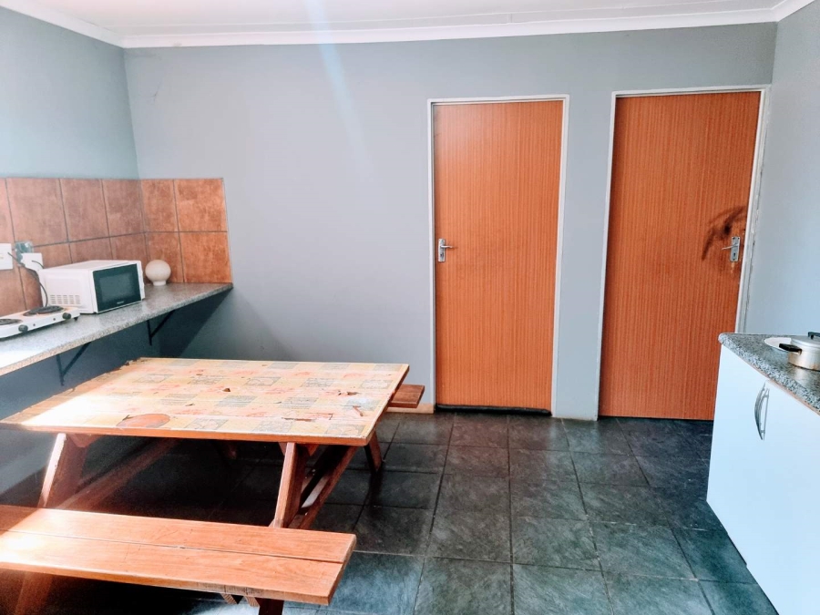 6 Bedroom Property for Sale in Melville Gauteng