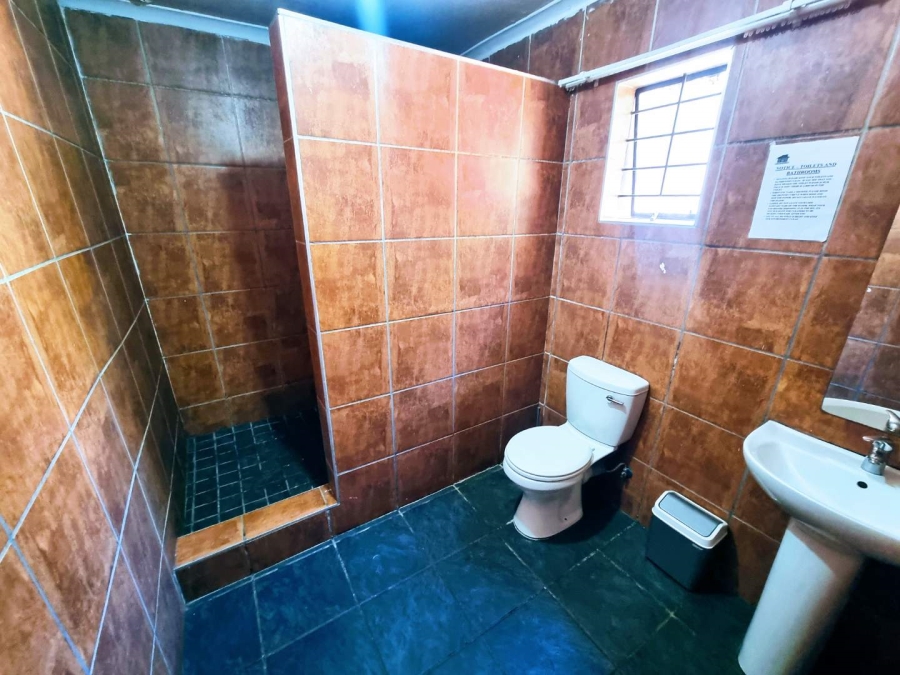 6 Bedroom Property for Sale in Melville Gauteng