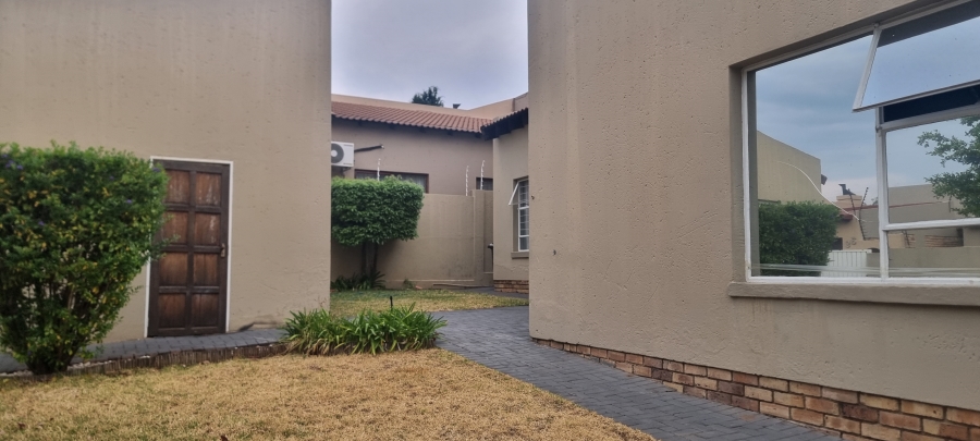 3 Bedroom Property for Sale in North Riding Gauteng