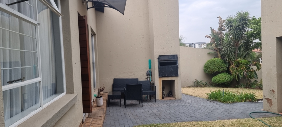 3 Bedroom Property for Sale in North Riding Gauteng