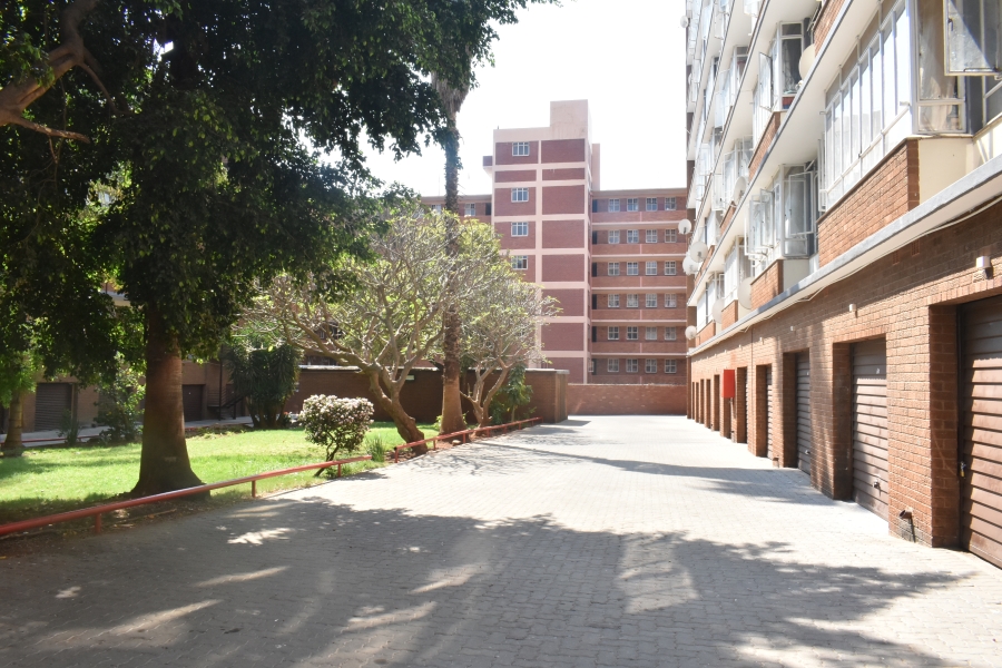 2 Bedroom Property for Sale in Pretoria Central Gauteng