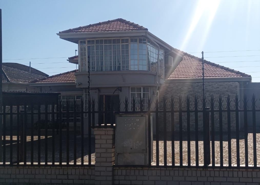 5 Bedroom Property for Sale in Benoni Central Gauteng