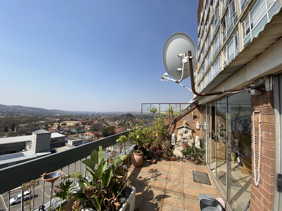 2 Bedroom Property for Sale in Kensington Gauteng