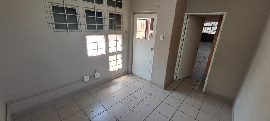 To Let commercial Property for Rent in Duncanville Gauteng