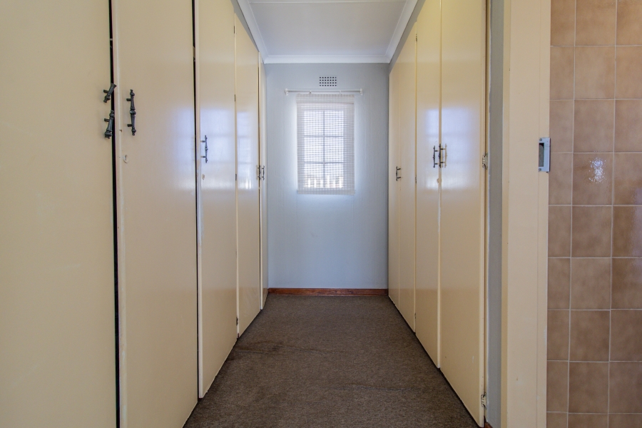 4 Bedroom Property for Sale in Glenvista Gauteng