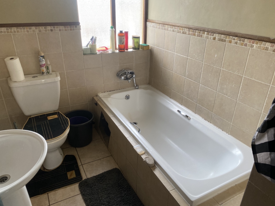 To Let 3 Bedroom Property for Rent in Montana Park Gauteng