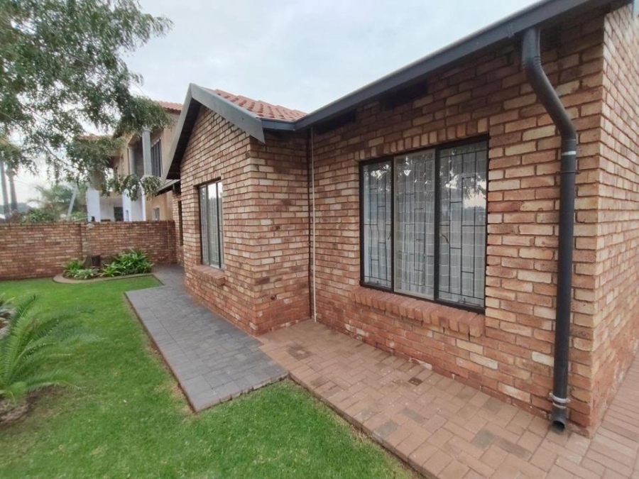 To Let 3 Bedroom Property for Rent in Montana Park Gauteng