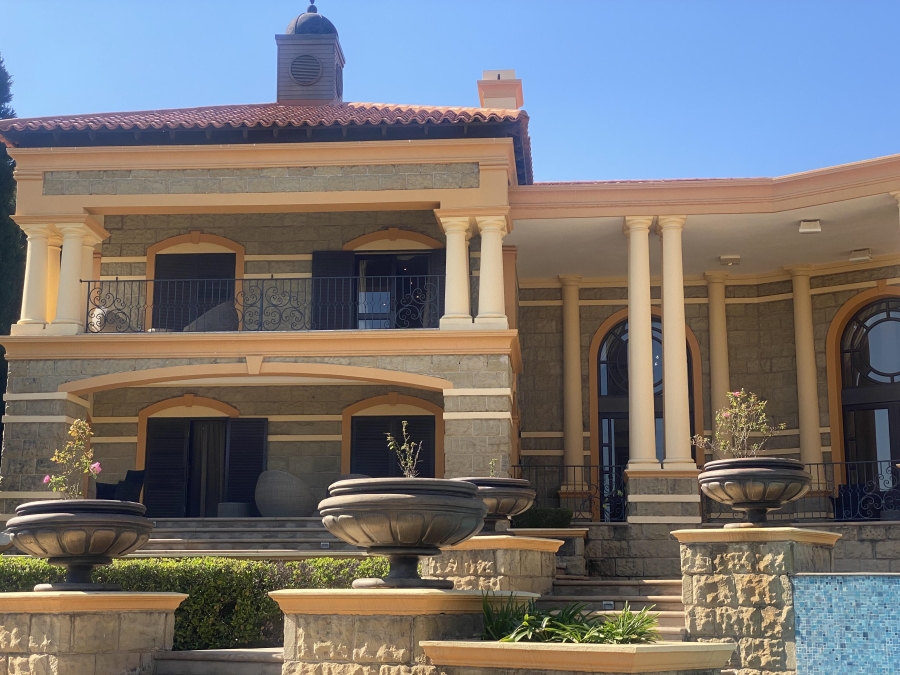 To Let 7 Bedroom Property for Rent in Sandhurst Gauteng