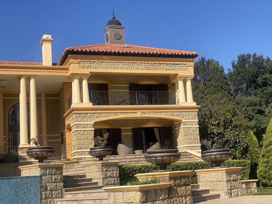 To Let 7 Bedroom Property for Rent in Sandhurst Gauteng