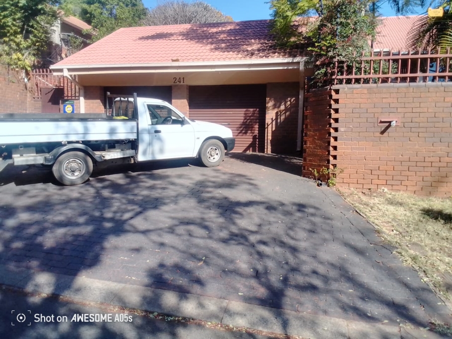 To Let 5 Bedroom Property for Rent in Muckleneuk Gauteng