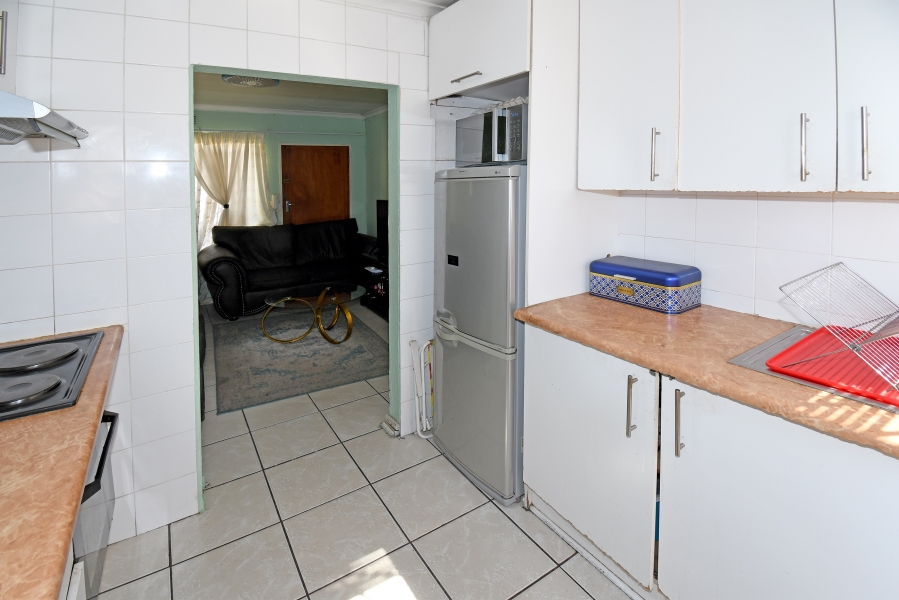 2 Bedroom Property for Sale in Corlett Gardens Gauteng