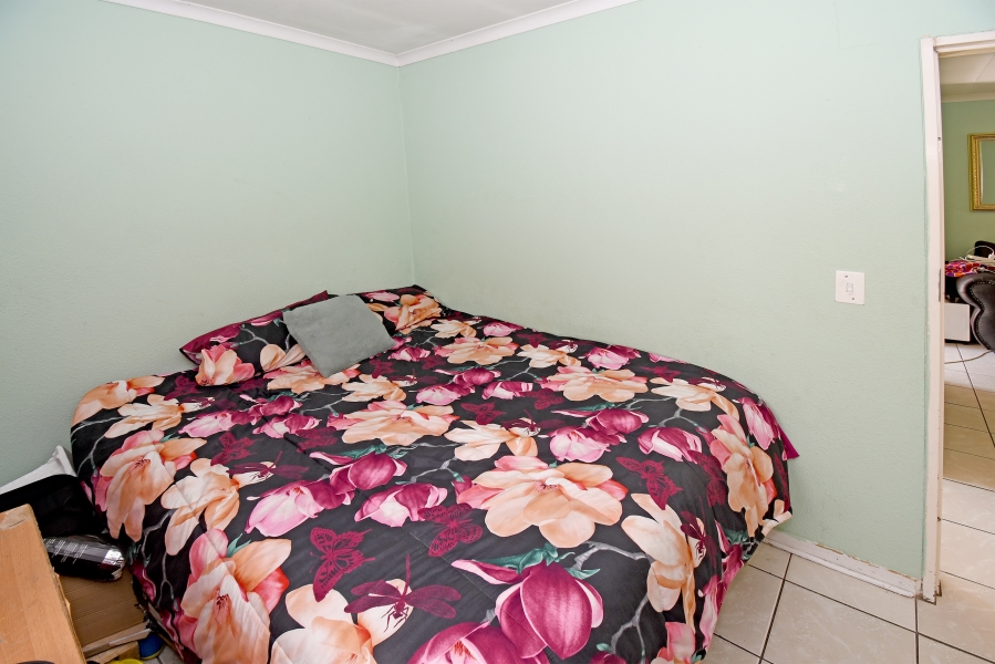 2 Bedroom Property for Sale in Corlett Gardens Gauteng