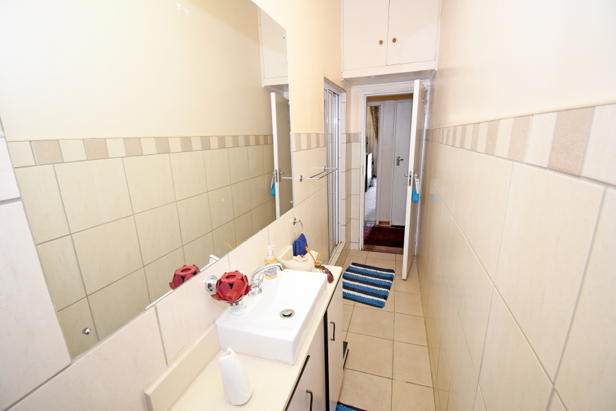 2 Bedroom Property for Sale in Parktown Gauteng