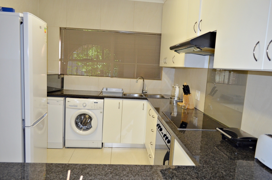 To Let 2 Bedroom Property for Rent in Atholl Gauteng