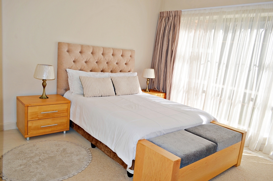 To Let 2 Bedroom Property for Rent in Atholl Gauteng