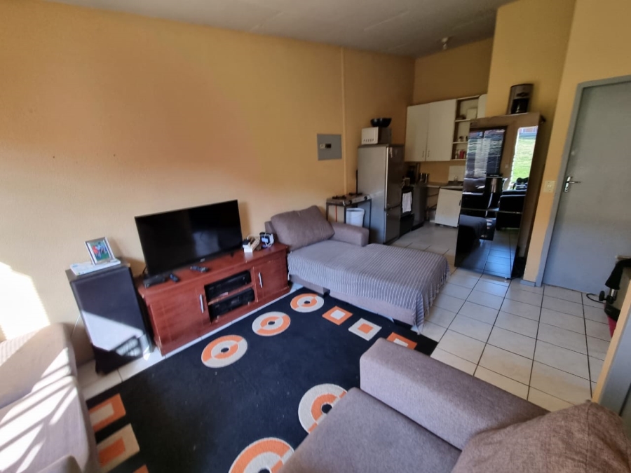 2 Bedroom Property for Sale in Naturena Gauteng