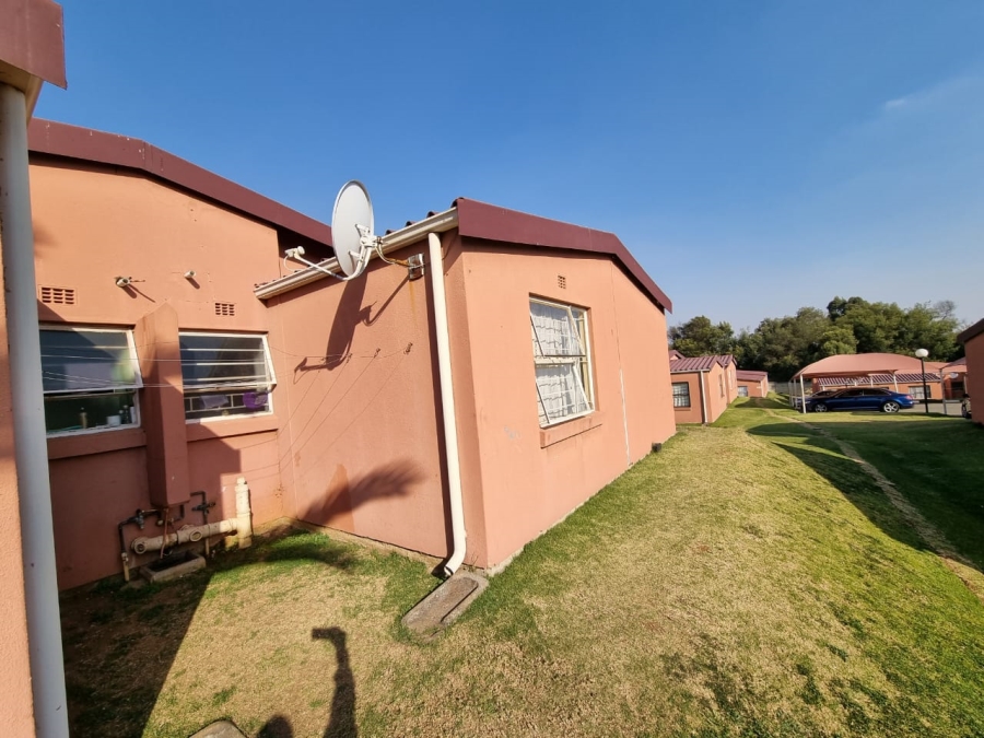 2 Bedroom Property for Sale in Naturena Gauteng