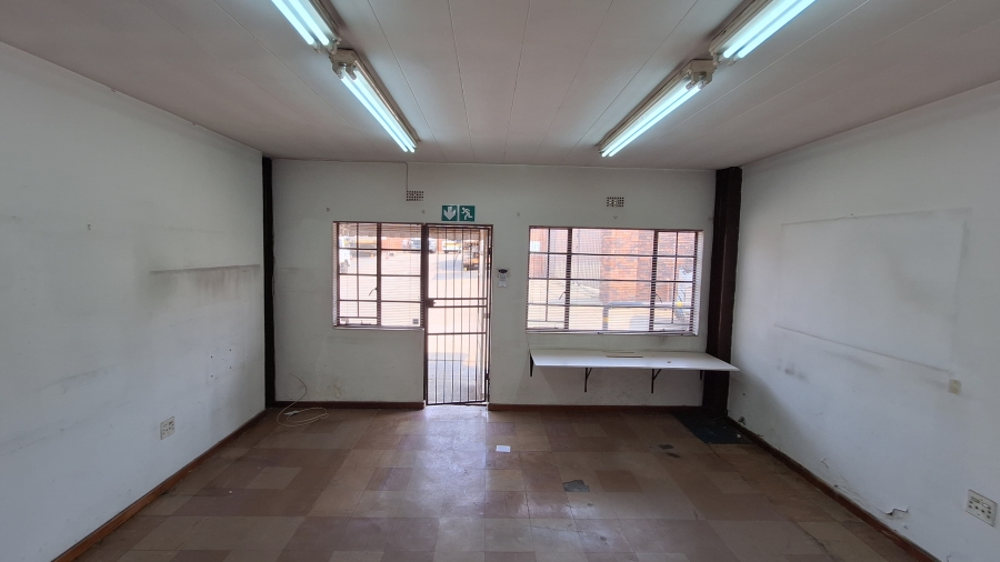 To Let commercial Property for Rent in Robertville Gauteng