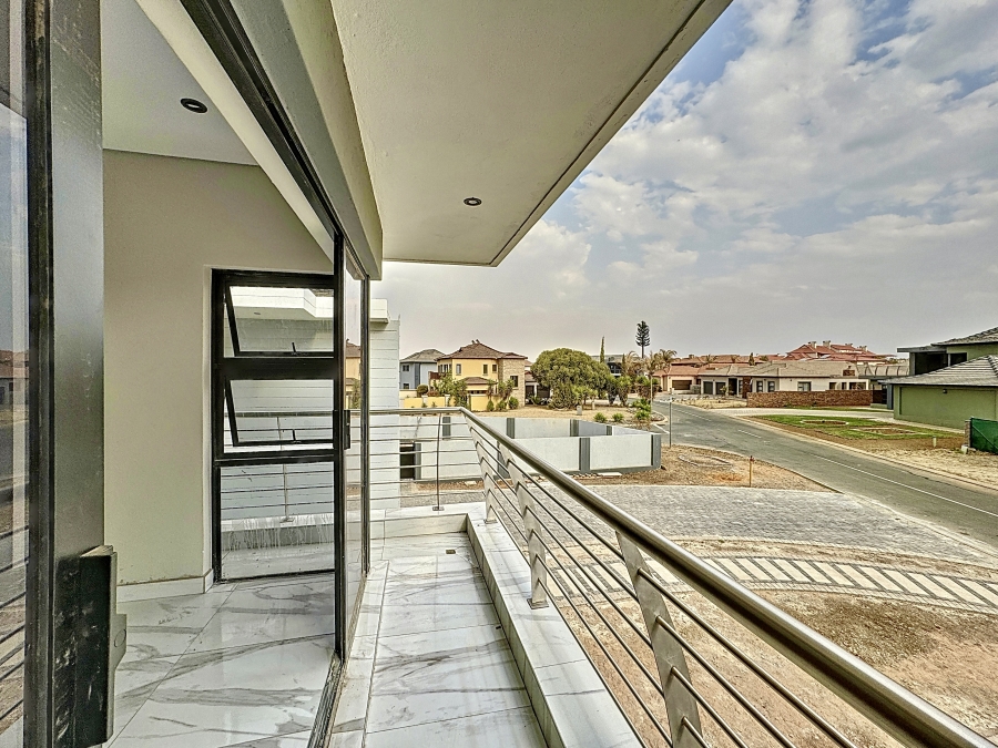 5 Bedroom Property for Sale in Savannah Country Estate Gauteng