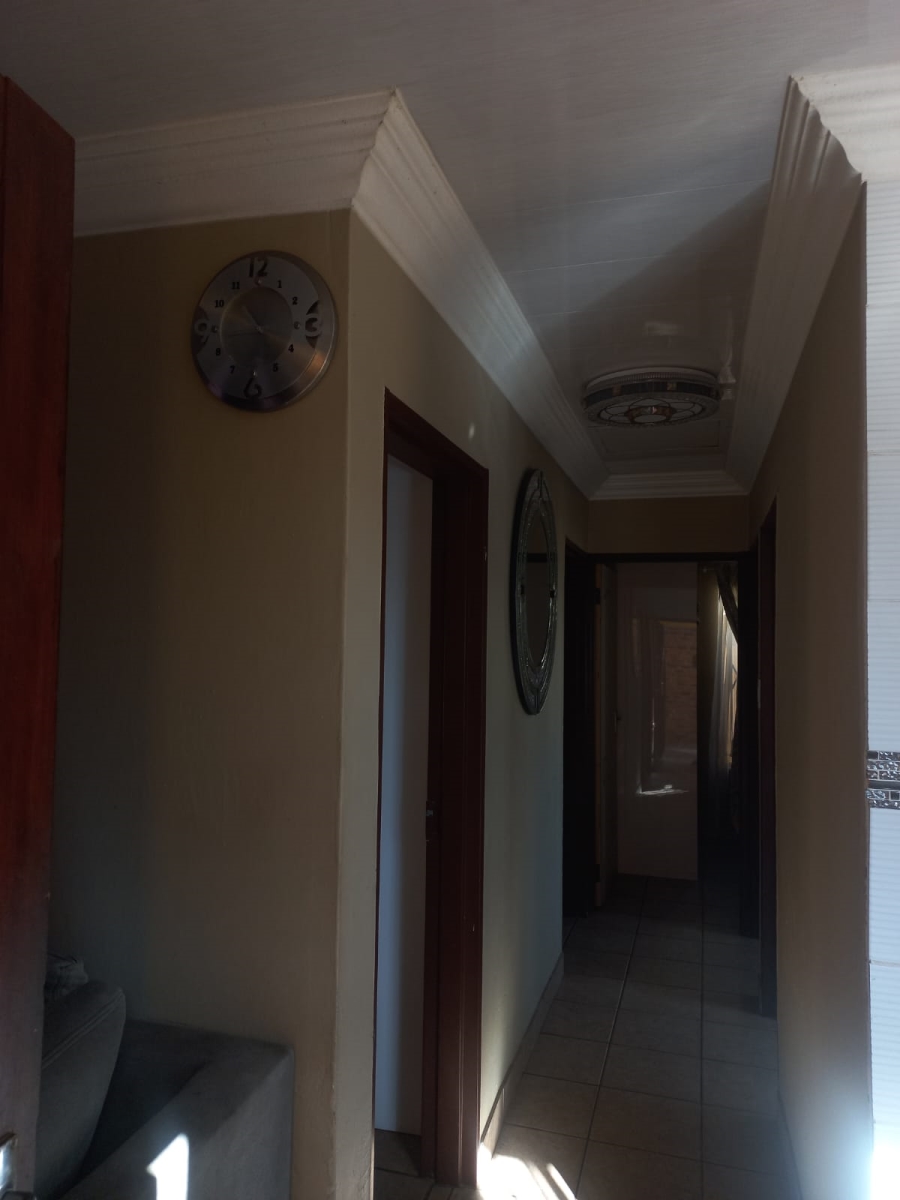 3 Bedroom Property for Sale in Soshanguve VV Gauteng