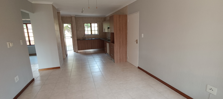 2 Bedroom Property for Sale in Montana Tuine Gauteng