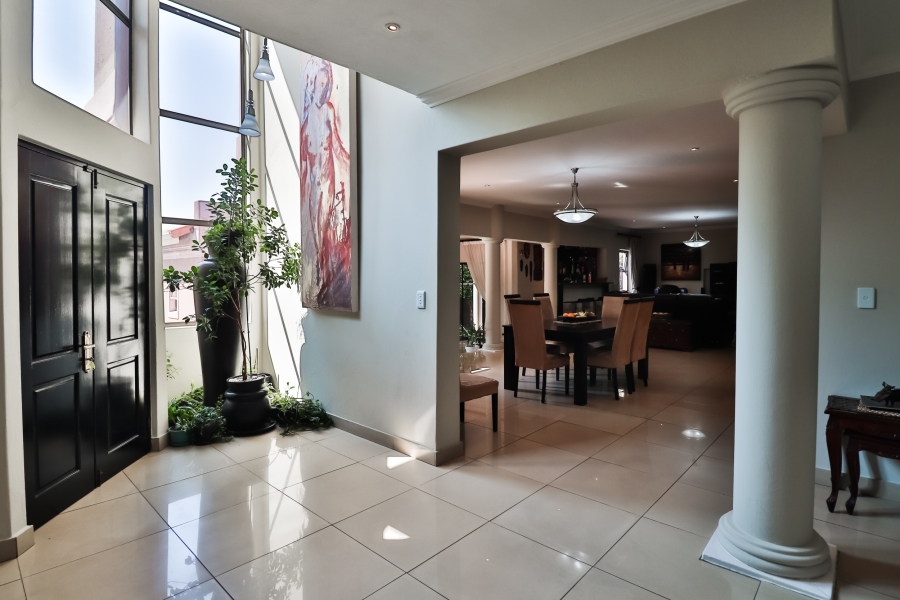 4 Bedroom Property for Sale in Greenstone Hill Gauteng