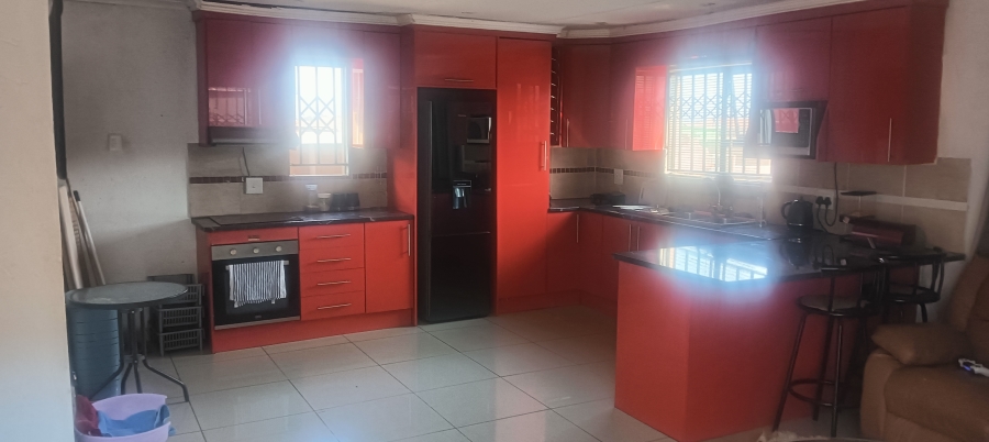 3 Bedroom Property for Sale in Windmill Park Gauteng