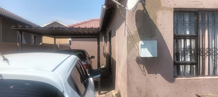 3 Bedroom Property for Sale in Windmill Park Gauteng