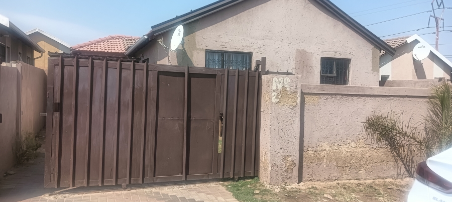 3 Bedroom Property for Sale in Windmill Park Gauteng