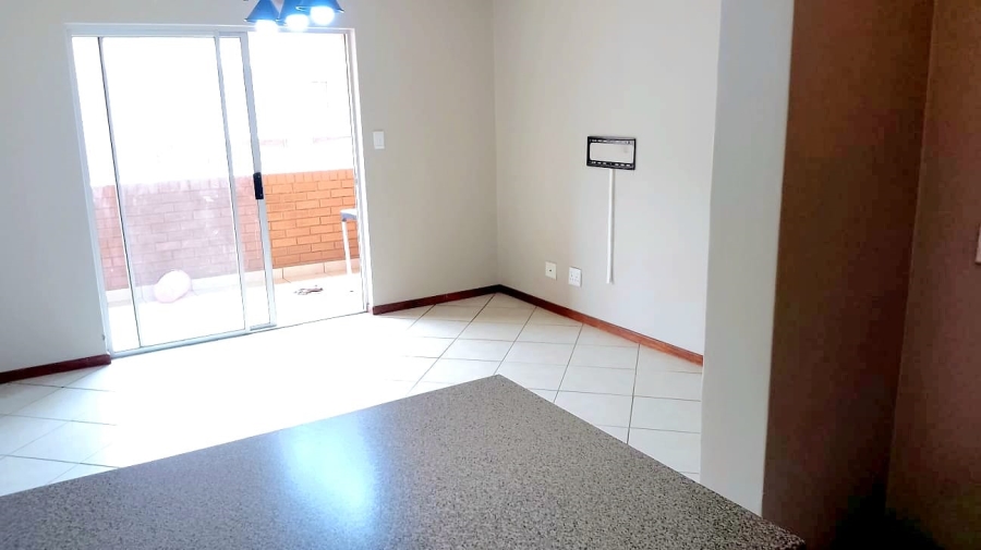 2 Bedroom Property for Sale in Monavoni Gauteng