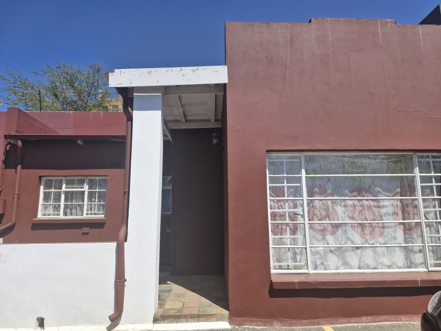 To Let 1 Bedroom Property for Rent in Westdene Gauteng