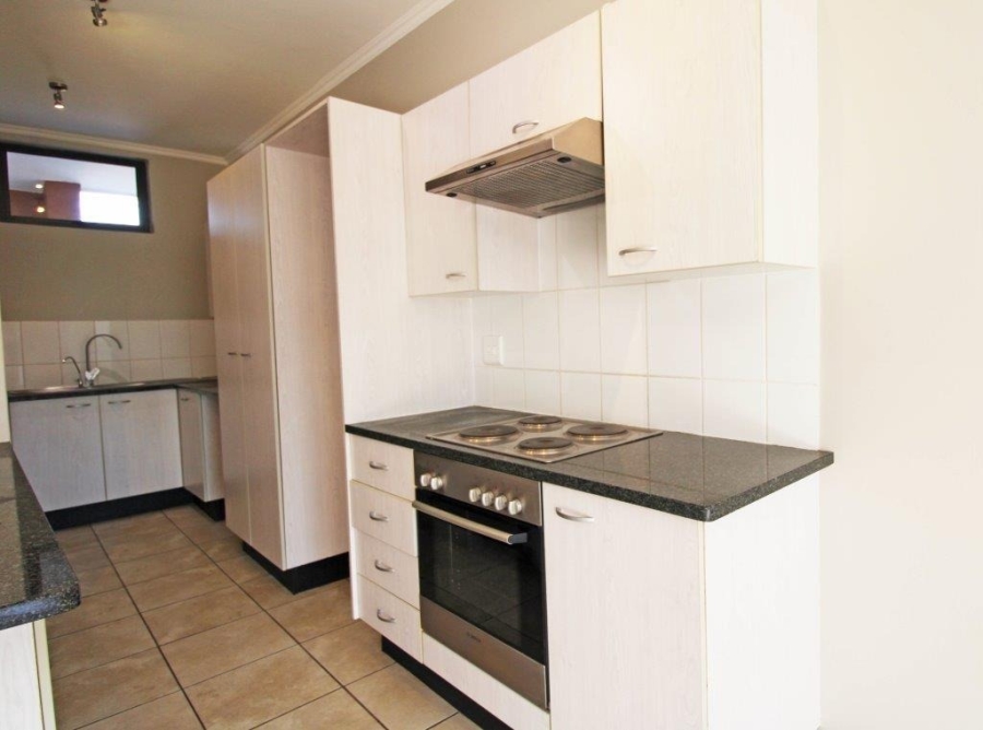 To Let 2 Bedroom Property for Rent in Bryanston Gauteng