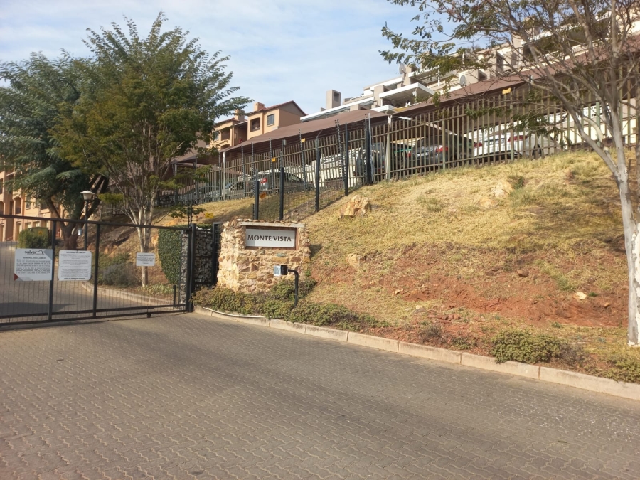 To Let 2 Bedroom Property for Rent in Solheim Gauteng