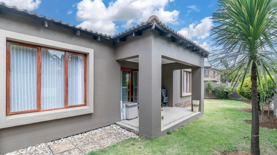 3 Bedroom Property for Sale in Country View Gauteng