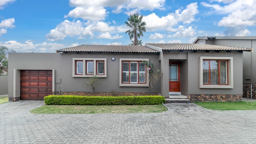 3 Bedroom Property for Sale in Country View Gauteng