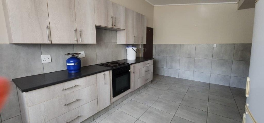 4 Bedroom Property for Sale in Florauna Gauteng