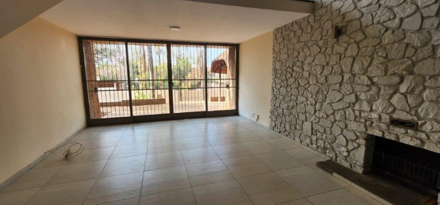 4 Bedroom Property for Sale in Florauna Gauteng