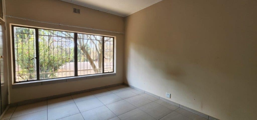 4 Bedroom Property for Sale in Florauna Gauteng