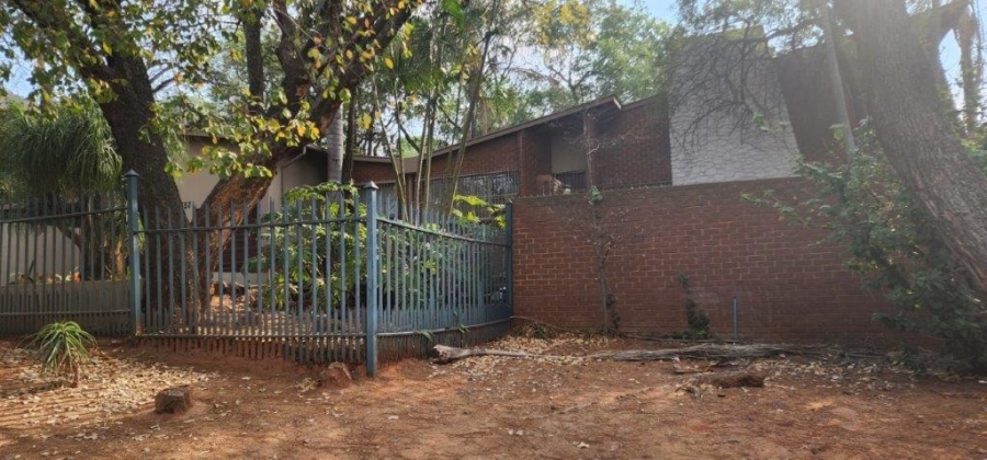 4 Bedroom Property for Sale in Florauna Gauteng