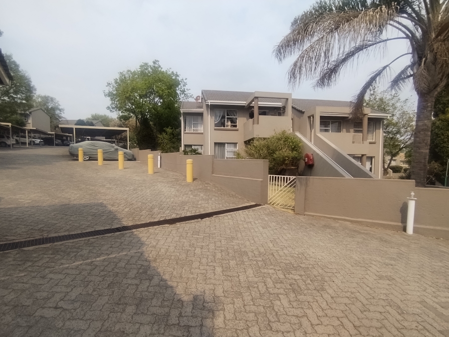 2 Bedroom Property for Sale in Marais Steyn Park Gauteng