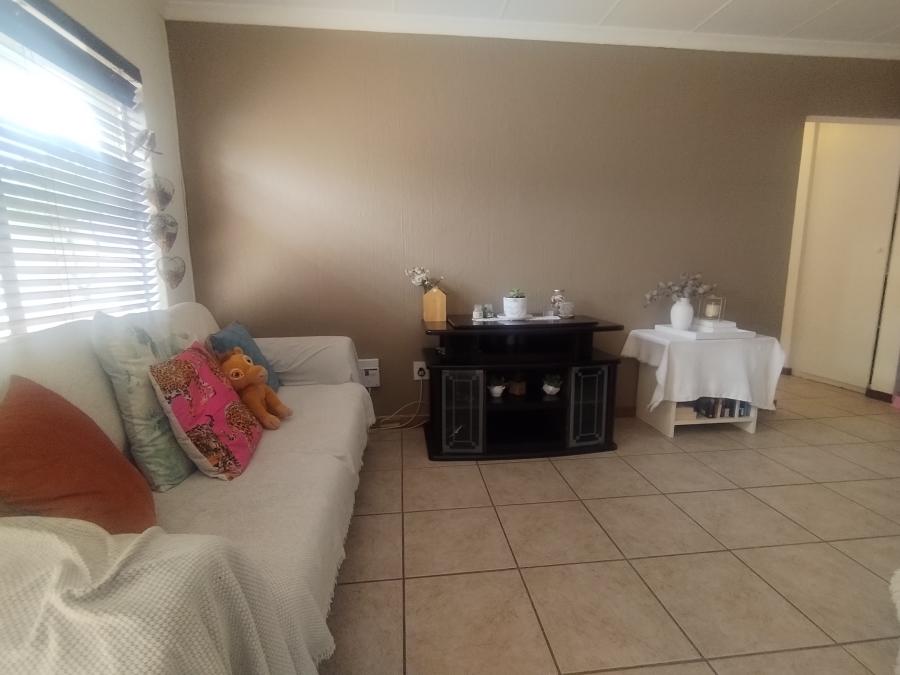 2 Bedroom Property for Sale in Marais Steyn Park Gauteng