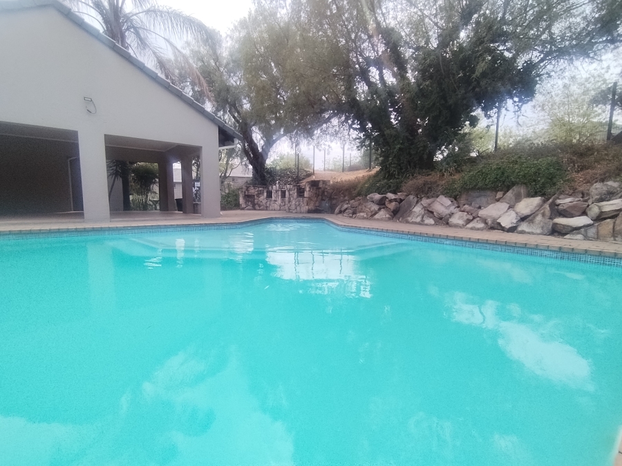 2 Bedroom Property for Sale in Marais Steyn Park Gauteng