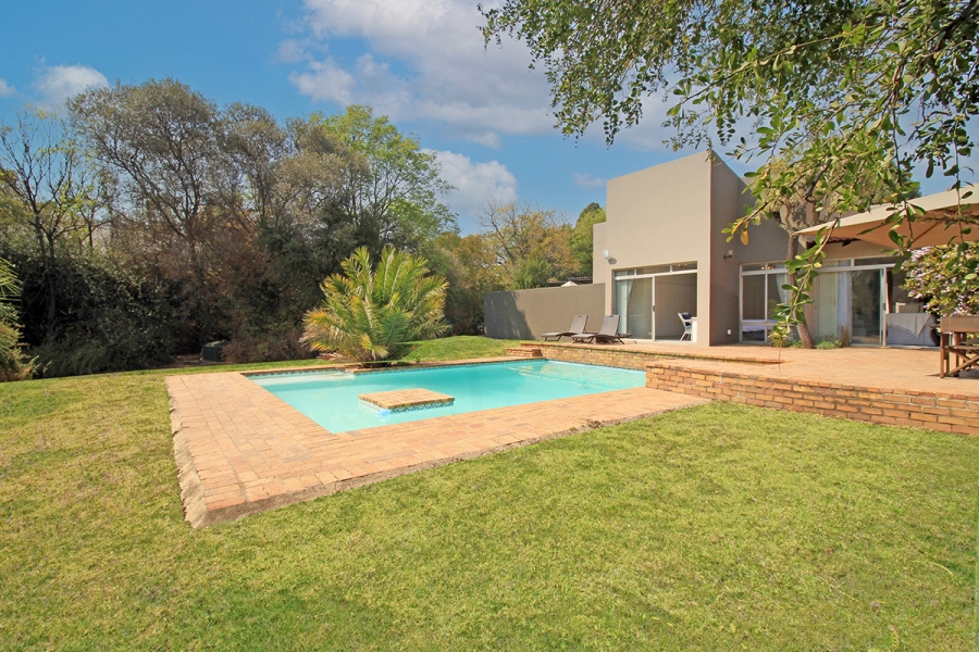 3 Bedroom Property for Sale in Gallo Manor Gauteng