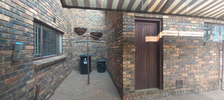 3 Bedroom Property for Sale in Illiondale Gauteng