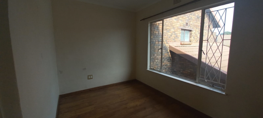 3 Bedroom Property for Sale in Illiondale Gauteng